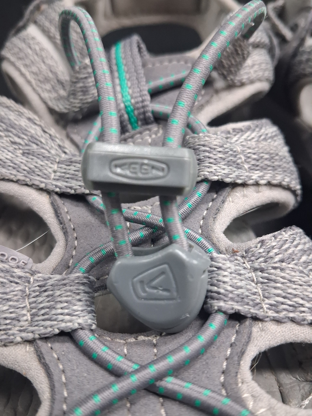 KEEN Women’s Whisper Open-Toe Sport Sandal - Gray with Teal Accents - Picture 9 of 9